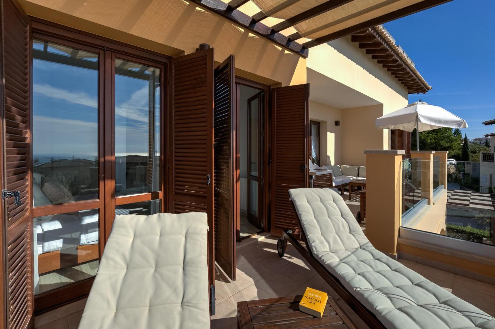 2 Bedroom Apartment Thalassa With Sea And Sunset Views, Aphrodite Hills Resort Kouklia Extérieur photo